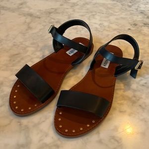 Steve Madden women’s sandals